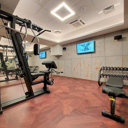 Sky Hotel 크라쿠프 외부 사진