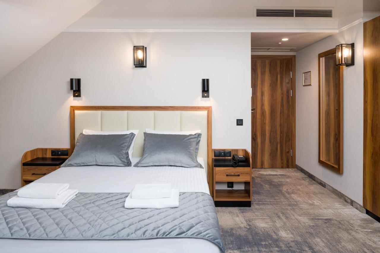 Sky Hotel 크라쿠프 외부 사진