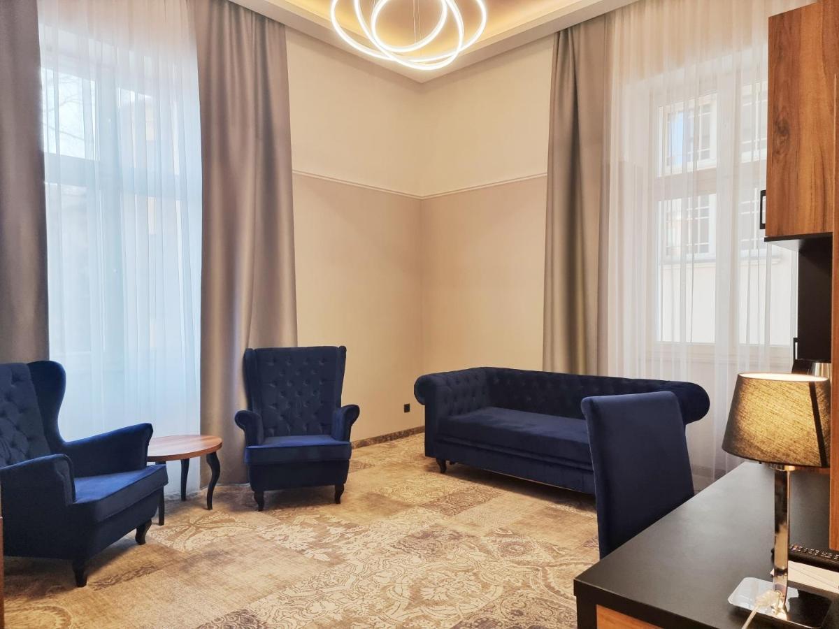 Sky Hotel 크라쿠프 외부 사진
