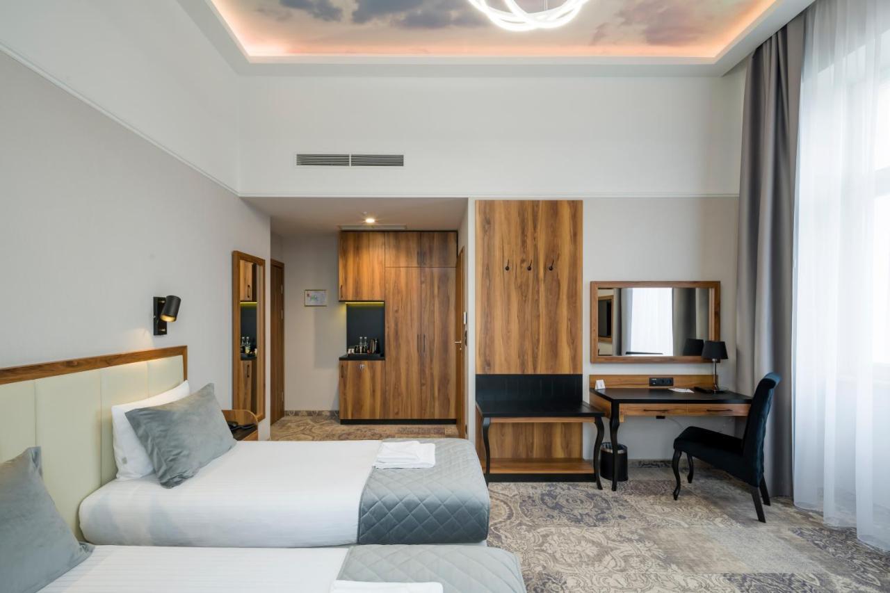 Sky Hotel 크라쿠프 외부 사진
