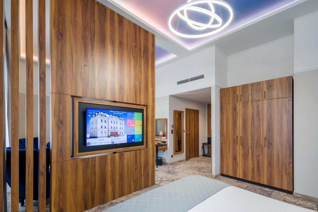Sky Hotel 크라쿠프 외부 사진