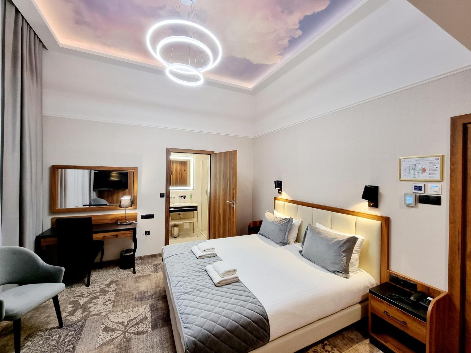 Sky Hotel 크라쿠프 외부 사진
